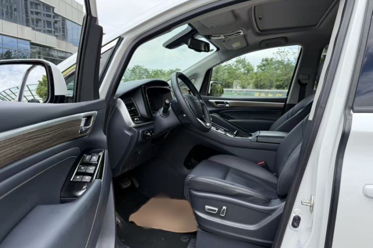 Used GAC Trumpchi M8 2023 Lingxiu Series 390T Prestige Edition Interior 1