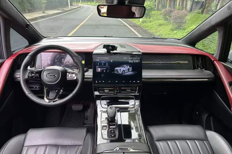 Used GAC Trumpchi M8 2023 Zongshi Series Dual-Motor Flagship Edition Interior 1