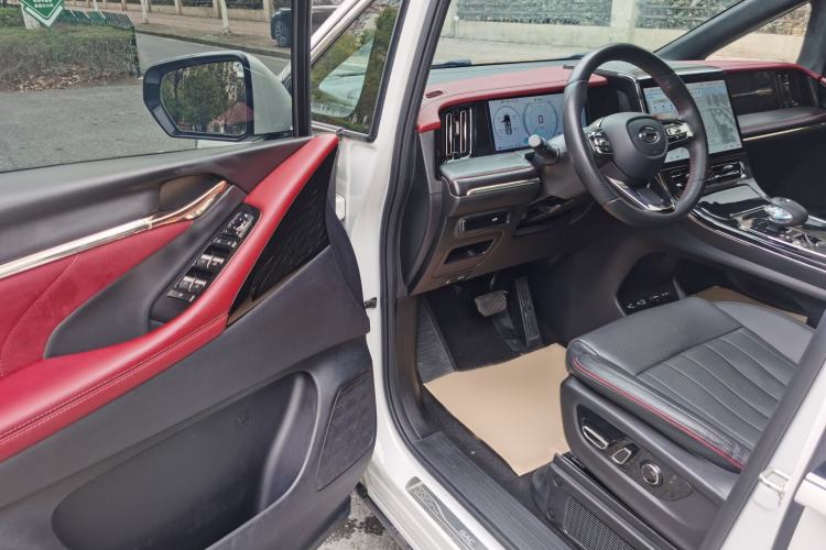 Used GAC Trumpchi M8 2023 Zongshi Series 400T Ultimate Edition Interior 1