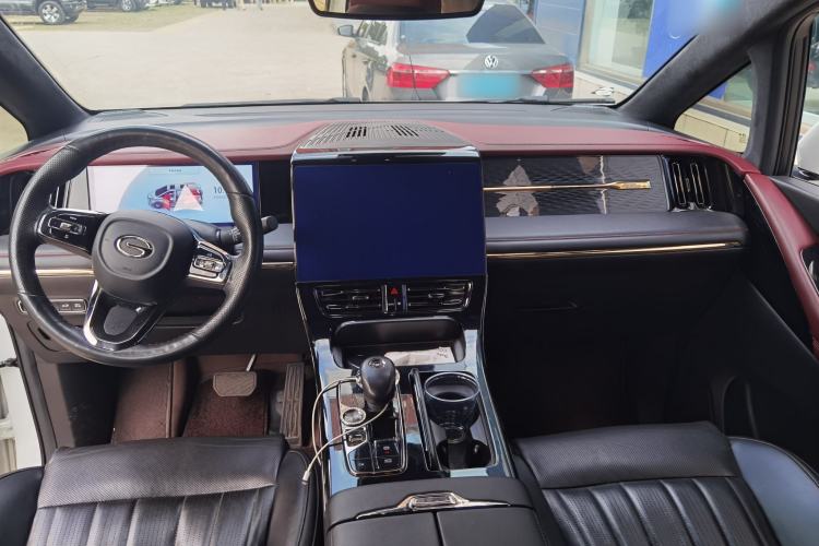 Used GAC Trumpchi M8 2023 Zongshi Series Dual-Motor Supreme Edition Interior 1