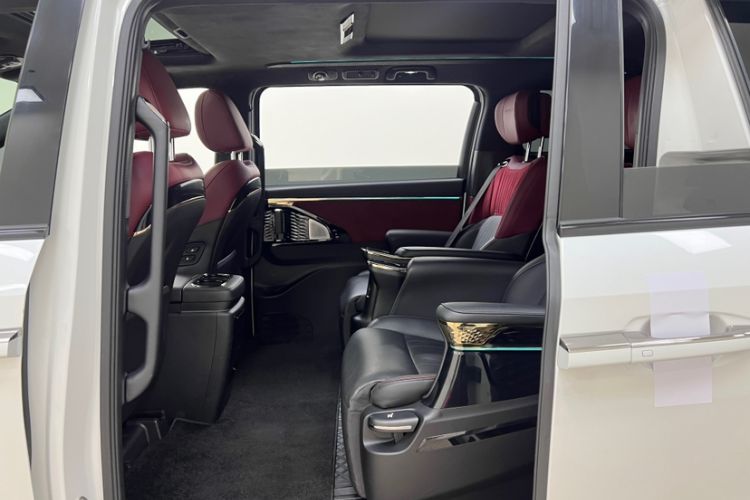 Used GAC Trumpchi M8 2023 Zongshi Series 400T Ultimate Edition Interior 10