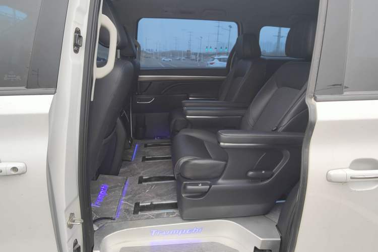 Used GAC Trumpchi M8 2023 Lingxiu Series 390T Luxury Edition Interior 2