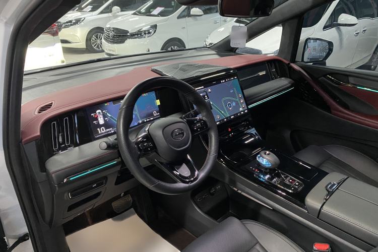 Used GAC Trumpchi M8 2023 Zongshi Series 400T Ultimate Edition Interior 2