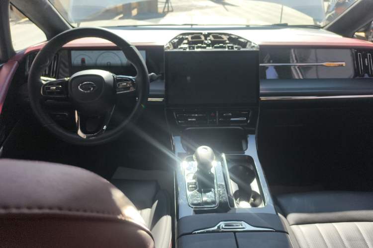 Used GAC Trumpchi M8 2023 Zongshi Series 400T Ultimate Edition Interior 2