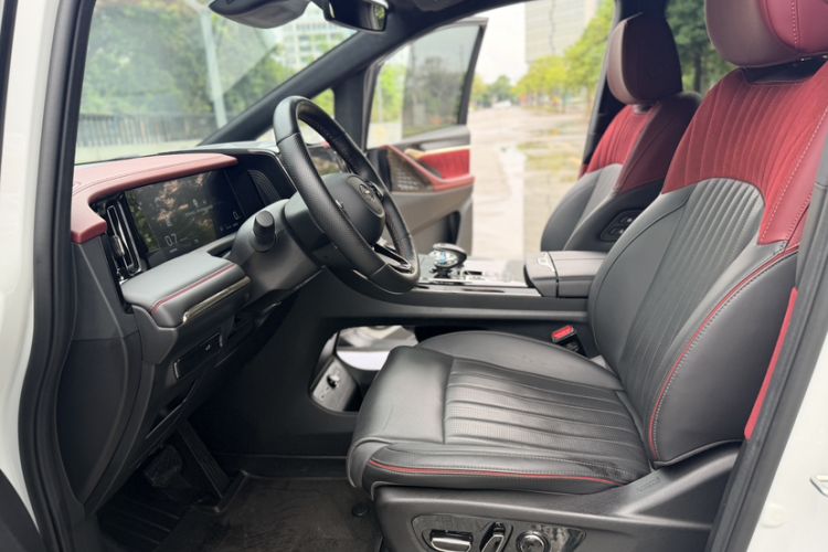 Used GAC Trumpchi M8 2023 Zongshi Series 400T Flagship Edition Interior 2