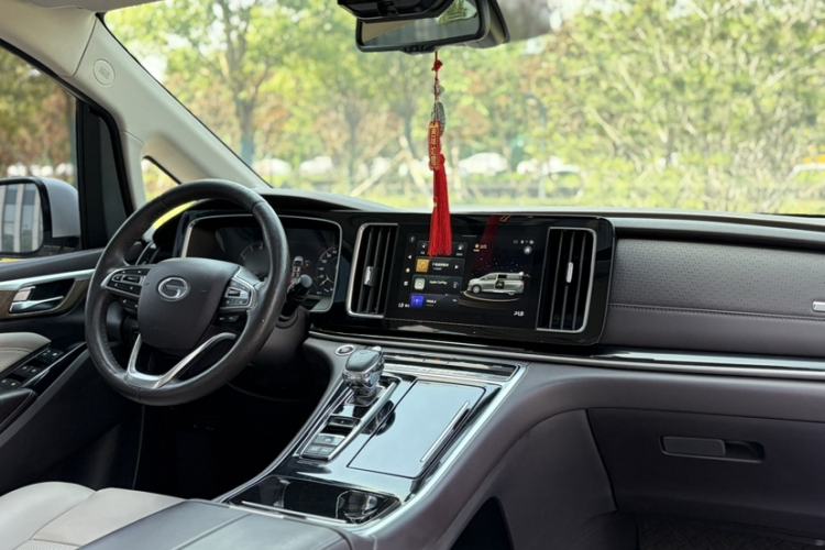 Used GAC Trumpchi M8 2023 Lingxiu Series 390T Ultimate Edition Interior 3