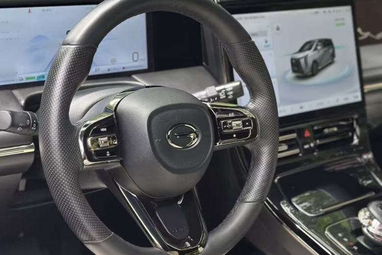 Used GAC Trumpchi M8 2023 Zongshi Series Dual-Motor YuZun Edition Interior 3