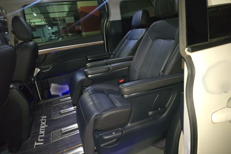 Used GAC Trumpchi M8 2023 Lingxiu Series 390T Prestige Edition Interior 4