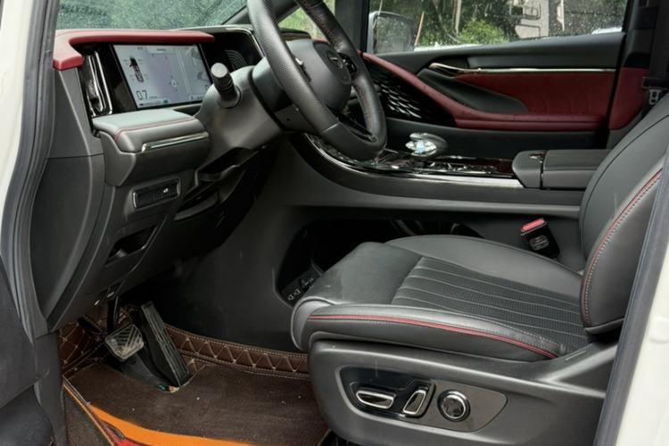 Used GAC Trumpchi M8 2023 Zongshi Series 400T Flagship Edition Interior 4