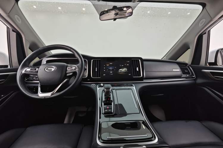 Used GAC Trumpchi M8 2023 Lingxiu Series 390T Deluxe Edition Interior 4
