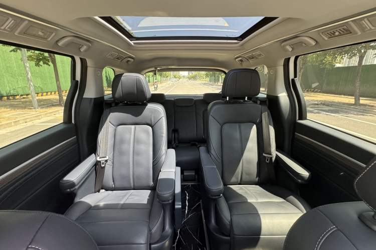 Used GAC Trumpchi M8 2023 Master Series 390T Ultimate Edition Interior 4