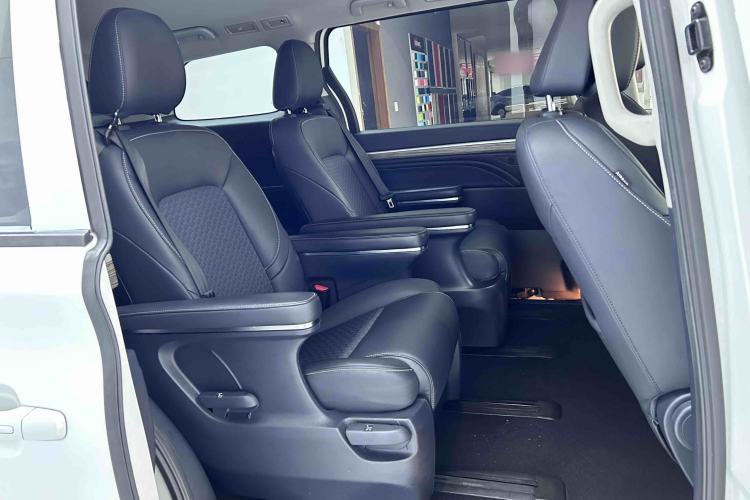 Used GAC Trumpchi M8 2023 Lingxiu Series 390T Deluxe Edition Interior 4