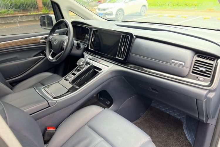 Used GAC Trumpchi M8 2023 Master Series 390T Prestige Edition Interior 4