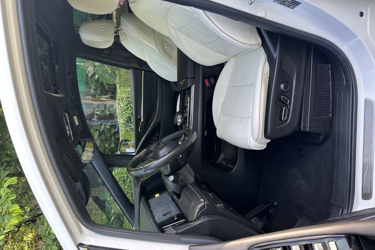 Used GAC Trumpchi M8 2023 Zongshi Series Dual-Motor YuZun Edition Interior 5