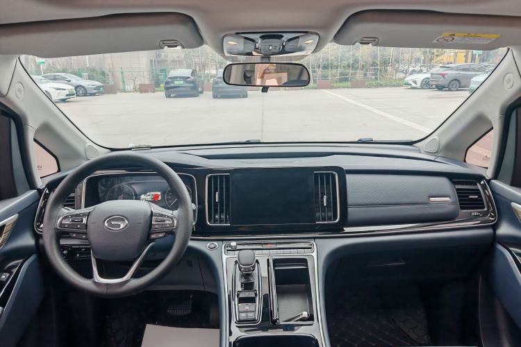 Used GAC Trumpchi M8 2023 Lingxiu Series 390T Deluxe Edition Interior 5