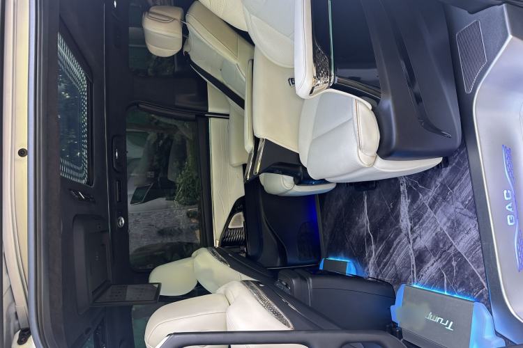 Used GAC Trumpchi M8 2023 Zongshi Series Dual-Motor YuZun Edition Interior 5