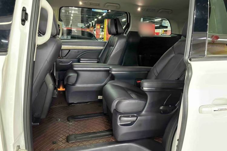 Used GAC Trumpchi M8 2023 Lingxiu Series 390T Deluxe Edition Interior 5