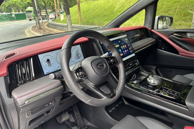 Used GAC Trumpchi M8 2023 Zongshi Series Dual-Motor Flagship Edition Interior 5