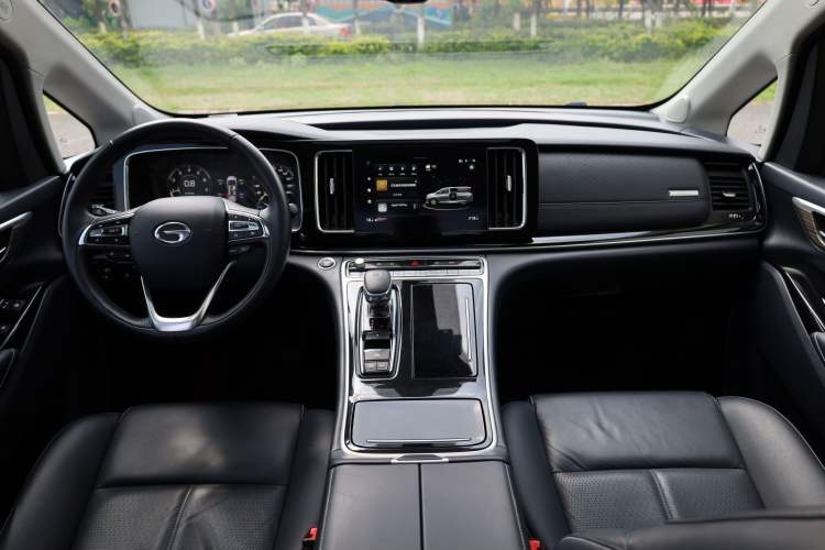 Used GAC Trumpchi M8 2023 Lingxiu Series 390T Prestige Edition Interior 5