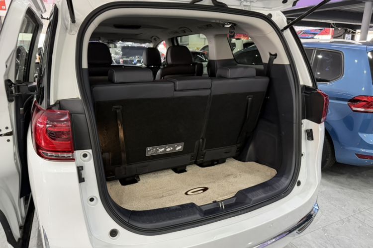 Used GAC Trumpchi M8 2023 Lingxiu Series 390T Deluxe Edition Interior 5