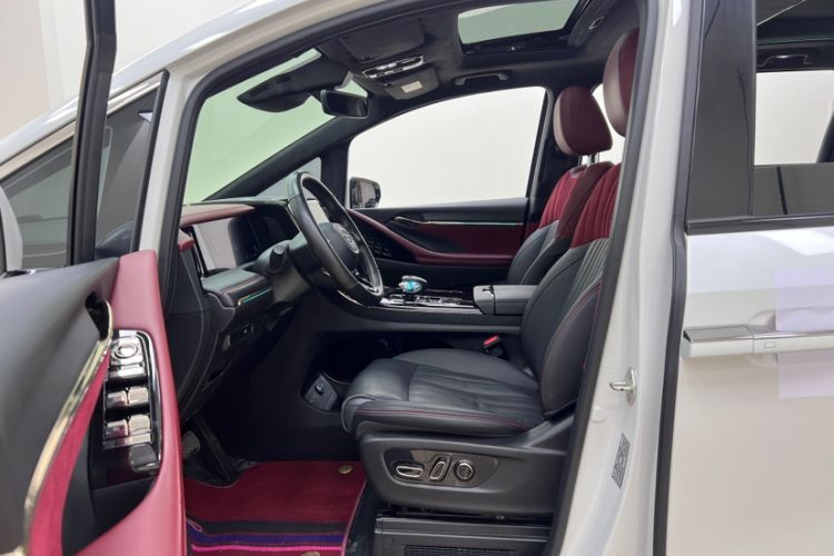 Used GAC Trumpchi M8 2023 Zongshi Series 400T Ultimate Edition Interior 6