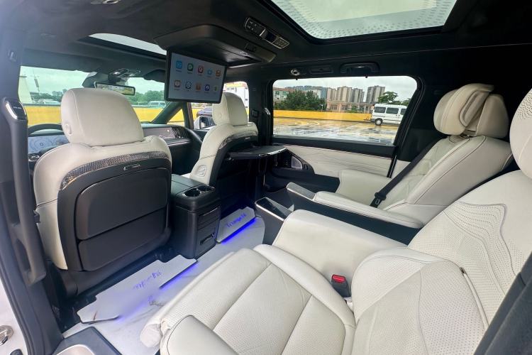 Used GAC Trumpchi M8 2023 Zongshi Series Dual-Motor YuZun Edition Interior 6