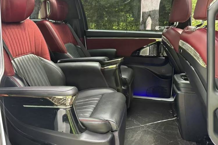 Used GAC Trumpchi M8 2023 Zongshi Series Dual-Motor Flagship Edition Interior 6