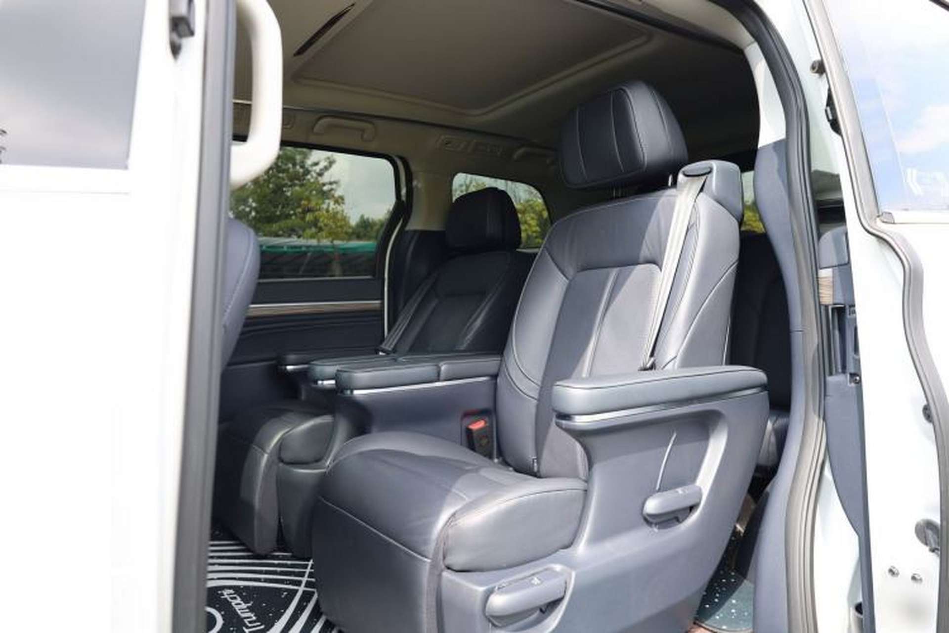 Used GAC Trumpchi M8 2023 Lingxiu Series 390T Prestige Edition Interior 6