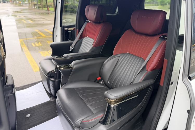Used GAC Trumpchi M8 2023 Zongshi Series 400T Flagship Edition Interior 6