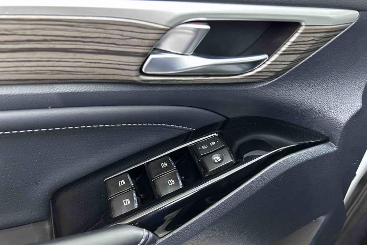 Used GAC Trumpchi M8 2023 Lingxiu Series 390T Deluxe Edition Interior 7