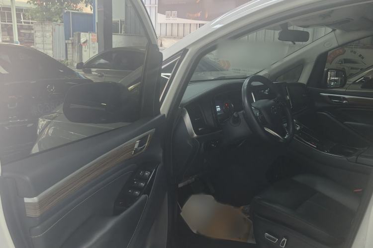 Used GAC Trumpchi M8 2023 Lingxiu Series 390T Deluxe Edition Interior 7