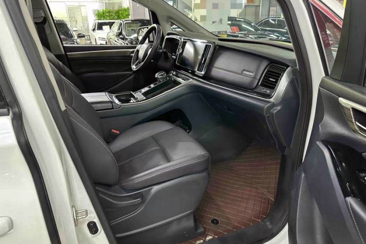 Used GAC Trumpchi M8 2023 Lingxiu Series 390T Deluxe Edition Interior 8