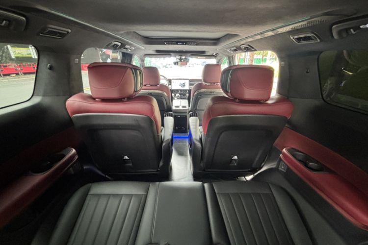 Used GAC Trumpchi M8 2023 Zongshi Series Dual-Motor Flagship Edition Interior 8