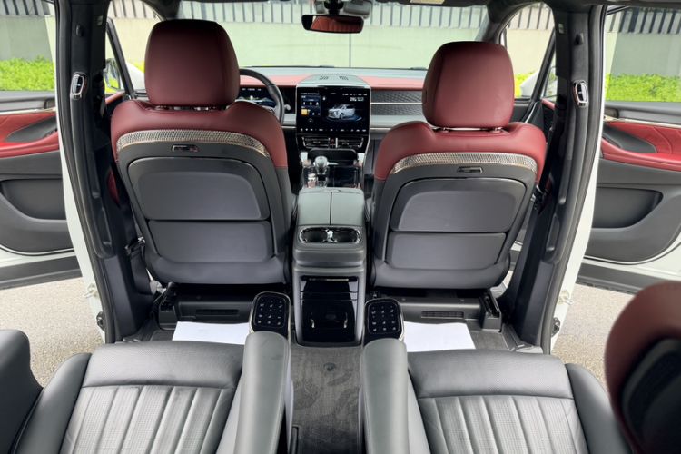 Used GAC Trumpchi M8 2023 Zongshi Series 400T Flagship Edition Interior 9