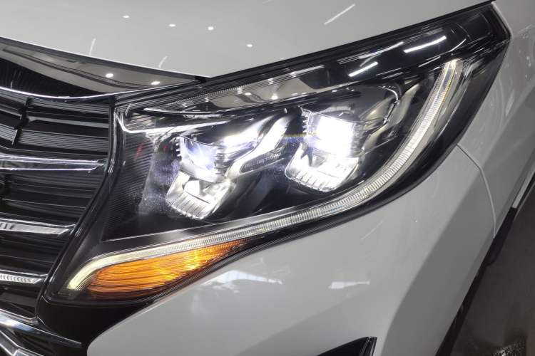 Used GAC Trumpchi M8 2023 Lingxiu Series 390T Luxury Edition Left Front Headlight