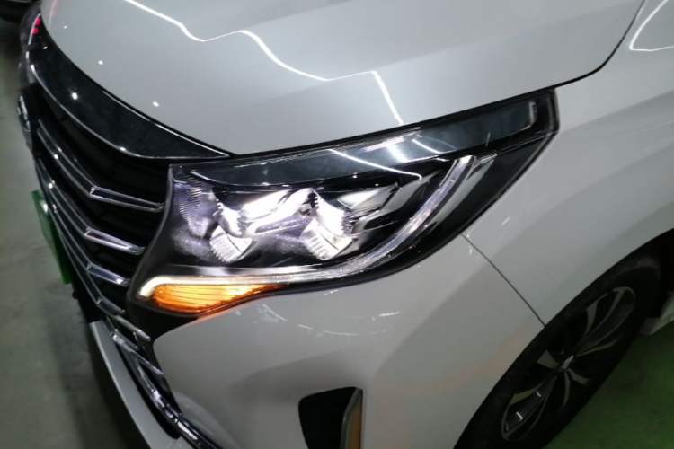 Used GAC Trumpchi M8 2023 Lingxiu Series 390T Deluxe Edition Left Front Headlight