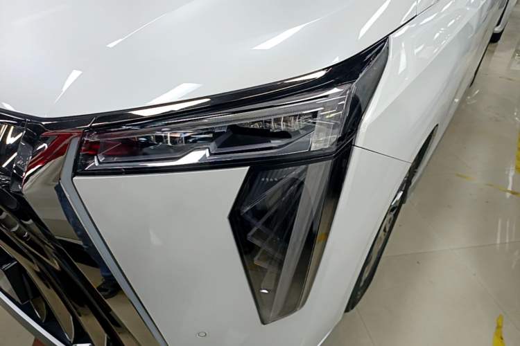 Used GAC Trumpchi M8 2023 Zongshi Series 400T Ultimate Edition Left Front Headlight