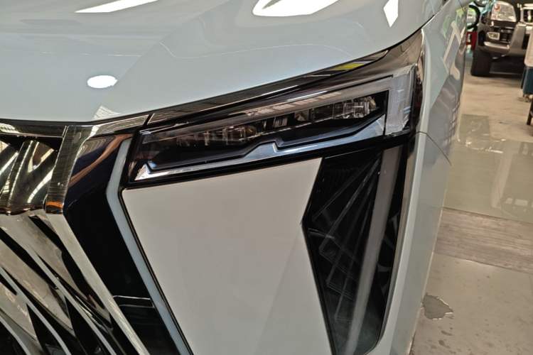 Used GAC Trumpchi M8 2023 Zongshi Series Dual-Motor YuZun Edition Left Front Headlight
