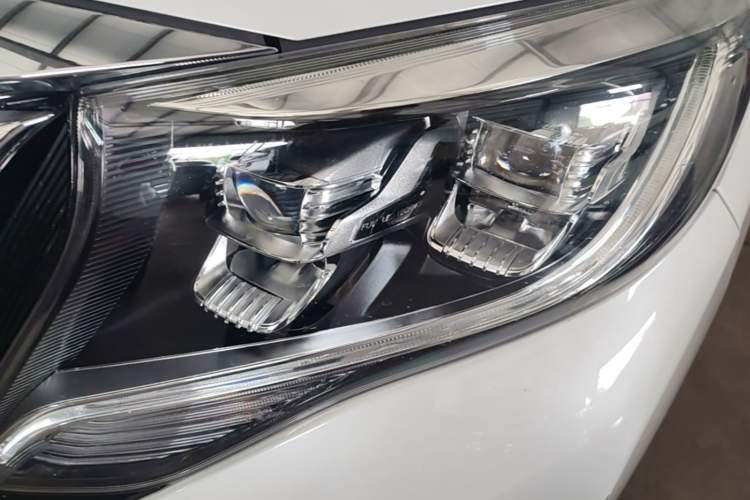 Used GAC Trumpchi M8 2023 Lingxiu Series 390T Prestige Edition Left Front Headlight