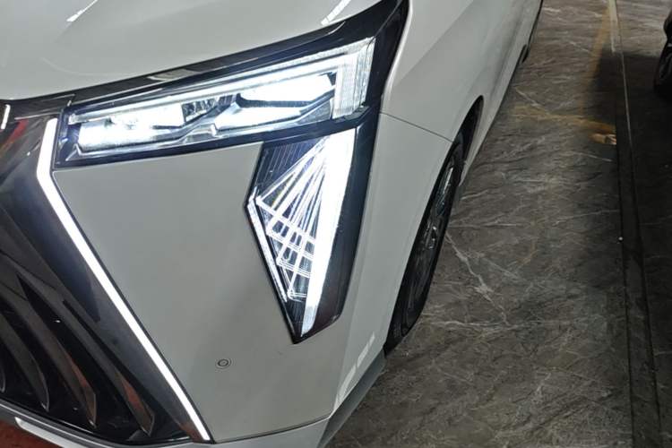 Used GAC Trumpchi M8 2023 Zongshi Series Dual-Motor Supreme Edition Left Front Headlight