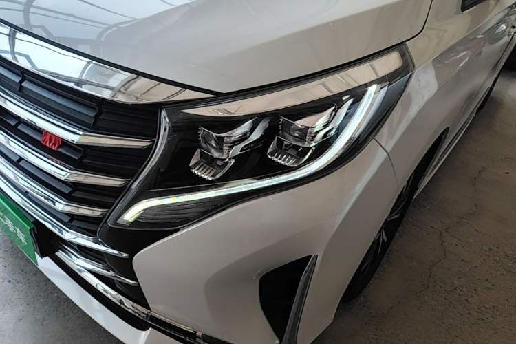 Used GAC Trumpchi M8 2023 Lingxiu Series 390T Deluxe Edition Left Front Headlight