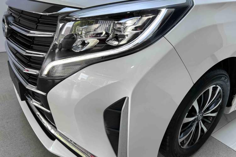 Used GAC Trumpchi M8 2023 Lingxiu Series 390T Deluxe Edition Left Front Headlight