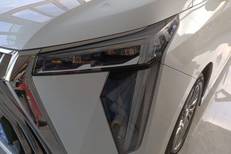 Used GAC Trumpchi M8 2023 Zongshi Series 400T Flagship Edition Left Front Headlight
