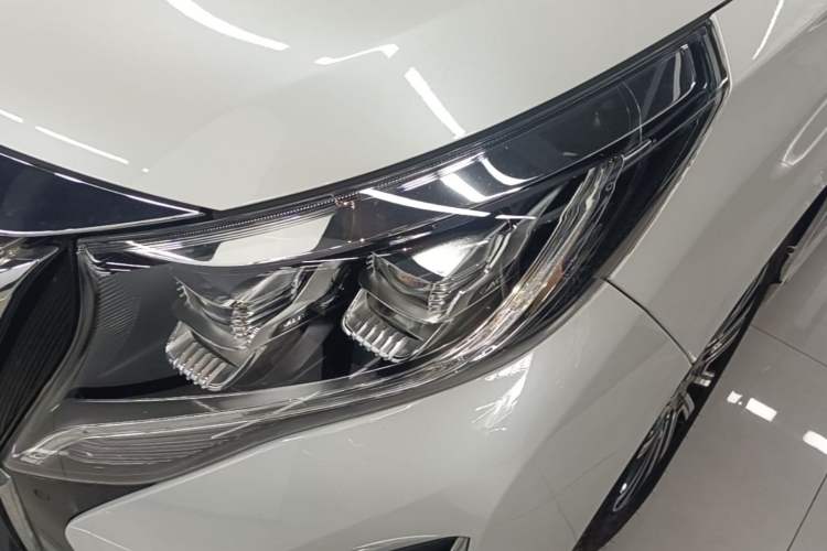 Used GAC Trumpchi M8 2023 Lingxiu Series 390T Ultimate Edition Left Front Headlight