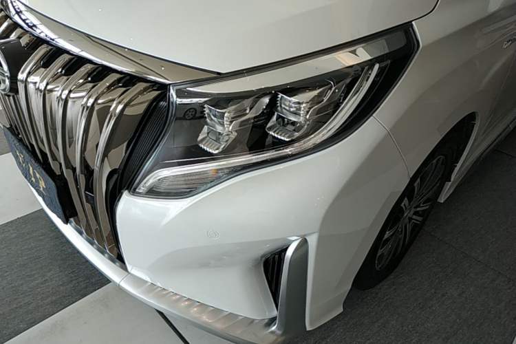 Used GAC Trumpchi M8 2023 Master Series 390T Prestige Edition Left Front Headlight