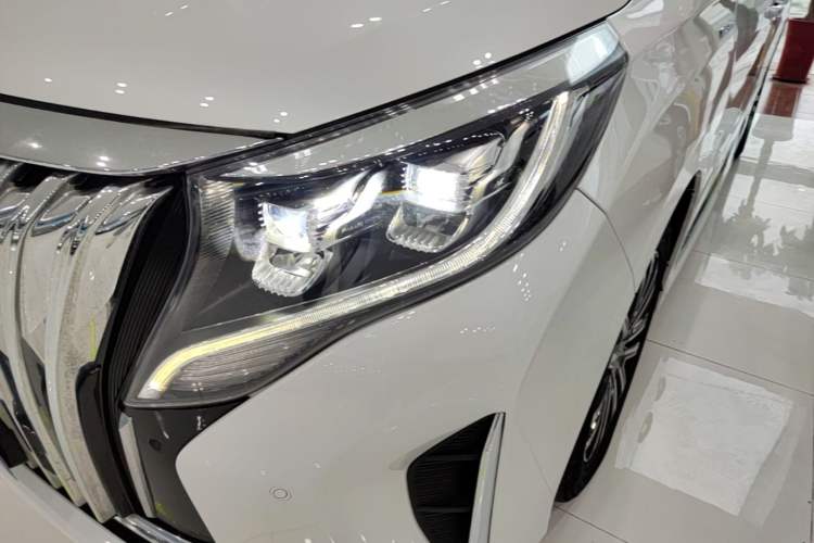 Used GAC Trumpchi M8 2023 Lingxiu Series 390T Prestige Edition Left Front Headlight