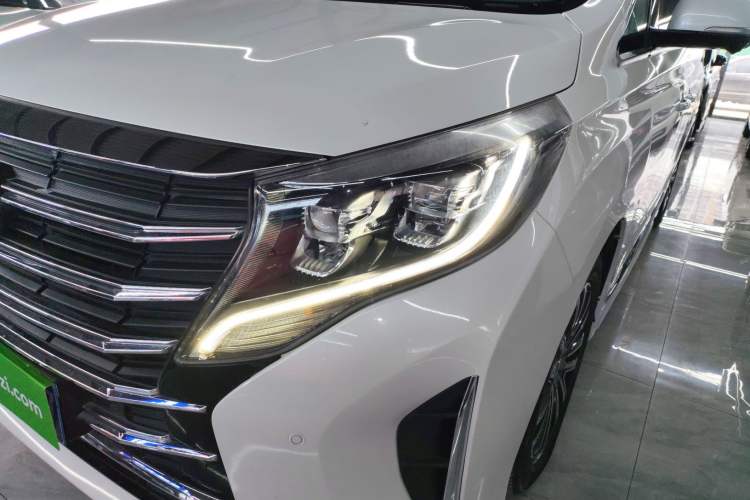 Used GAC Trumpchi M8 2023 Lingxiu Series 390T Prestige Edition Left Front Headlight