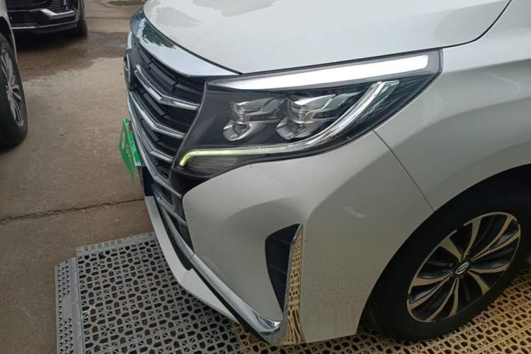 Used GAC Trumpchi M8 2023 Lingxiu Series 390T Deluxe Edition Left Front Headlight