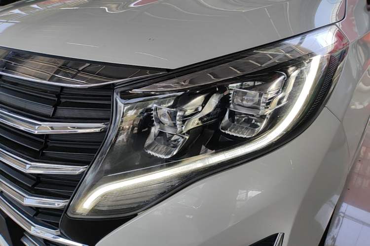 Used GAC Trumpchi M8 2023 Lingxiu Series 390T Luxury Edition Left Front Headlight