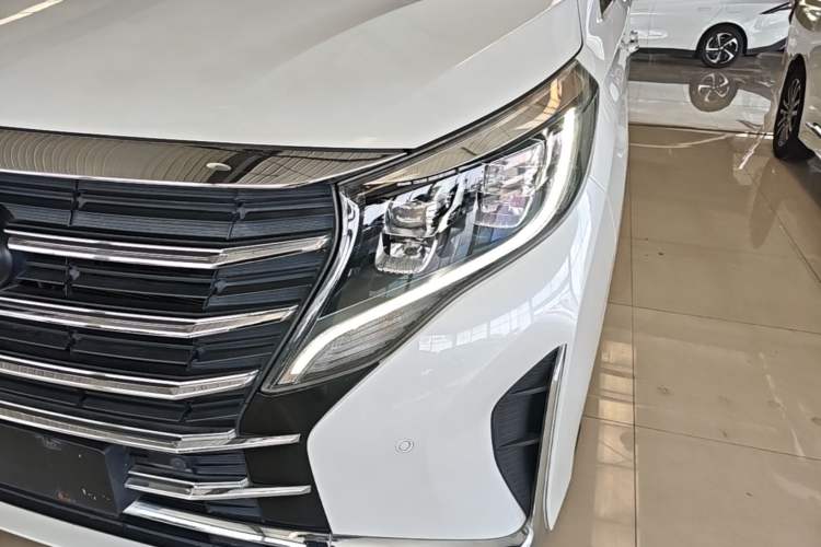 Used GAC Trumpchi M8 2023 Lingxiu Series 390T Prestige Edition Left Front Headlight